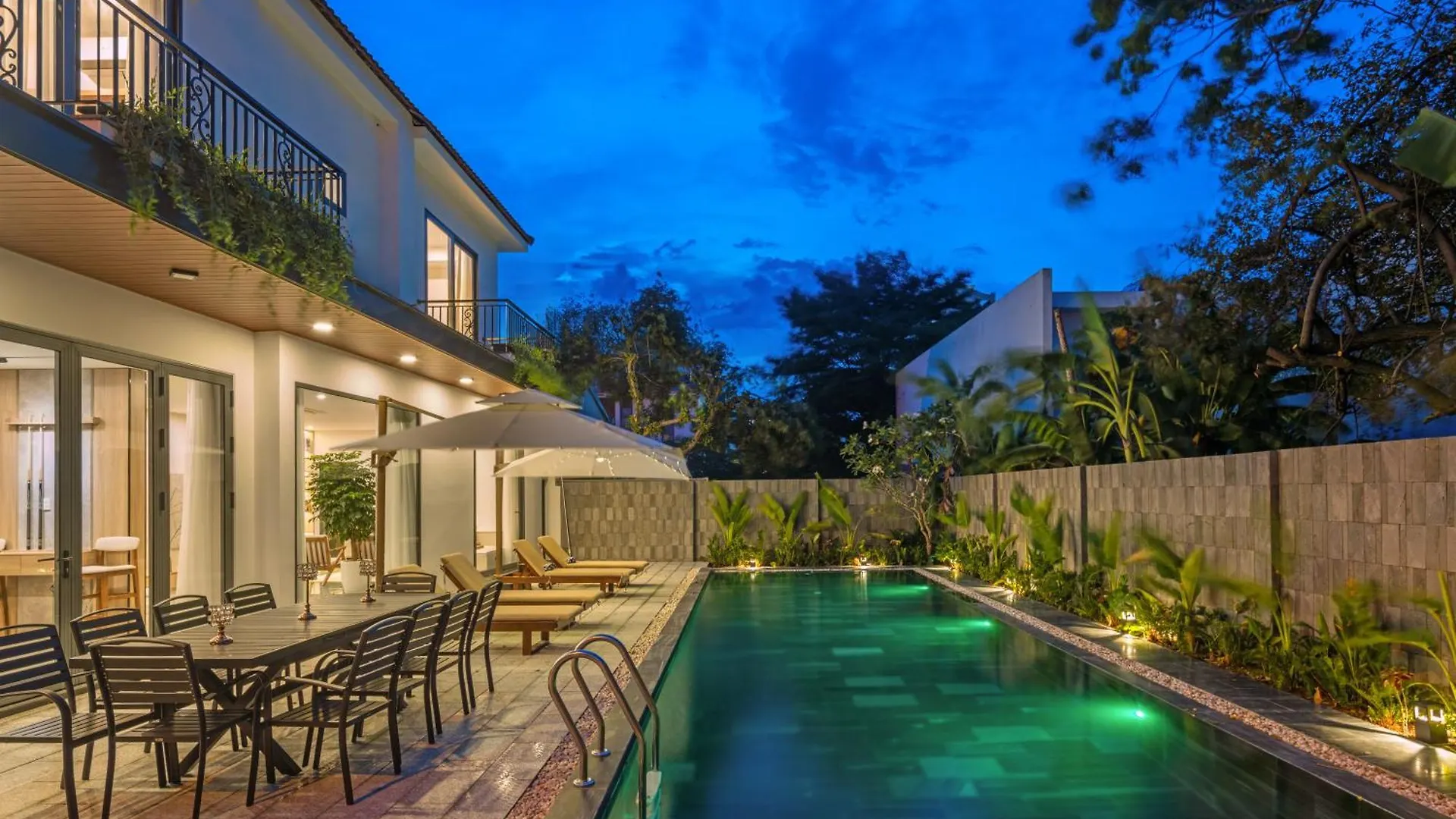 Sense Pool Villa - Luxurious 500M2 Pool Mansion Walk To My Khe Beach دا نانغ