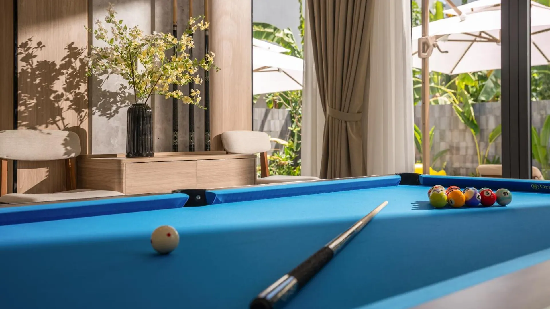 Sense Pool Villa - Luxurious 500M2 Pool Mansion Walk To My Khe Beach Da Nang