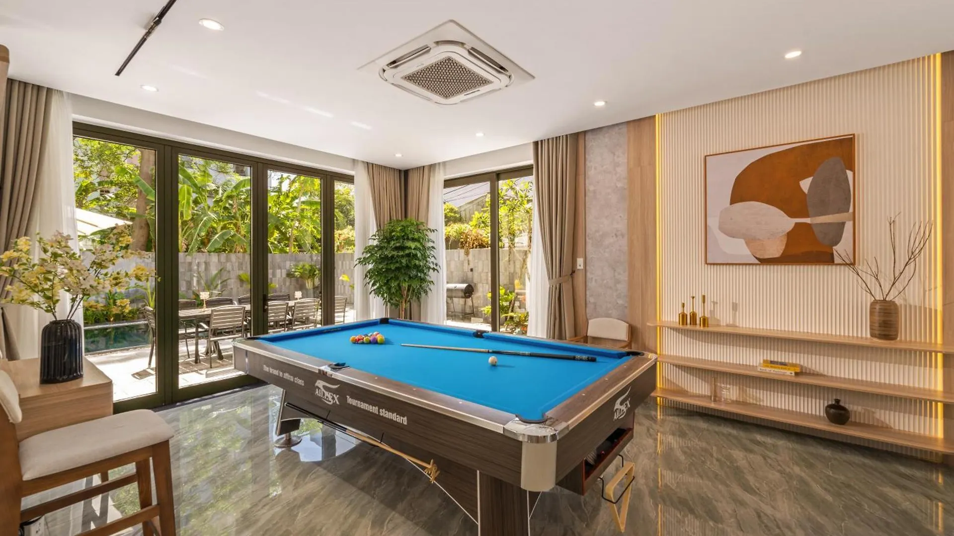 Sense Pool Villa - Luxurious 500M2 Pool Mansion Walk To My Khe Beach Da Nang