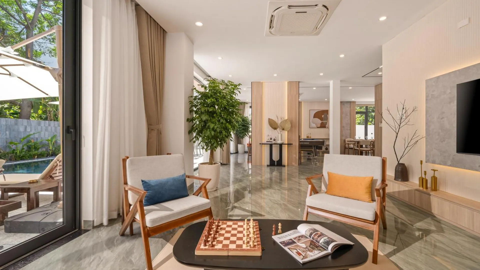 Sense Pool Villa - Luxurious 500M2 Pool Mansion Walk To My Khe Beach Da Nang