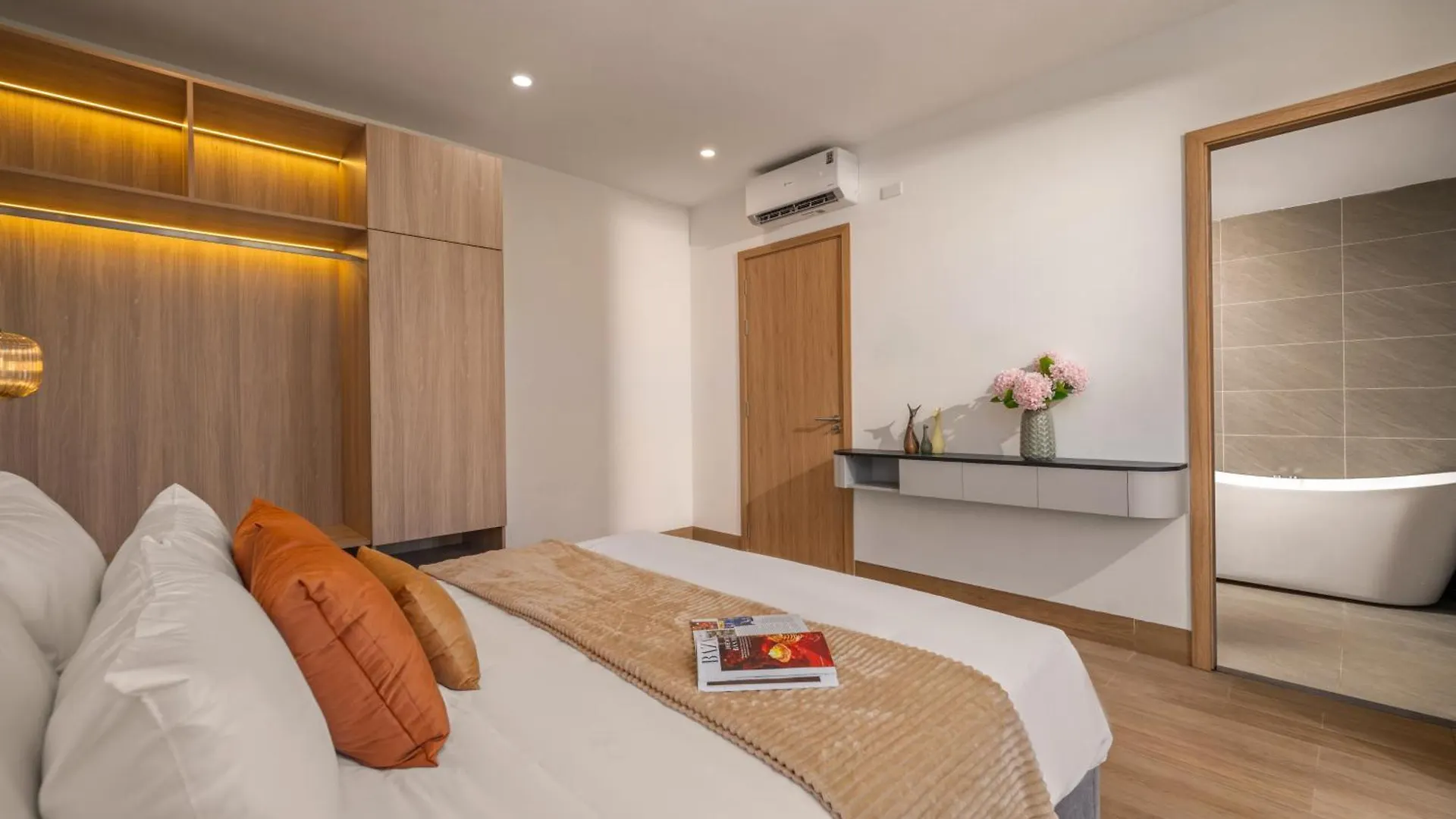 Sense Pool Villa - Luxurious 500M2 Pool Mansion Walk To My Khe Beach Da Nang Vietnam